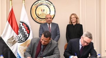 اتفاقية تعاون بين “سكاتك” النرويجية ومصر للألومنيوم لإنشاء محطة طاقة شمسية بقيمة 650 مليون دولار ضمن برنامج “نُوَفِّي”