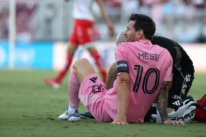 «غياب ميسي يُكلف» إنتر ميامي خسارة ثقيلة برباعية أمام أورلاندو سيتي في الدوري الأمريكي 13 غياب ميسي يُكلف إنتر ميامي خسارة ثقيلة برباعية أمام أورلاندو سيتي في الدوري الأمريكي