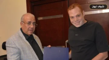 رفض المقابل فكافأته الإدارة.. تفاصيل تكريم صراف مترو كلية الزراعة بعد رده هاتف «آيفون» لمالكته