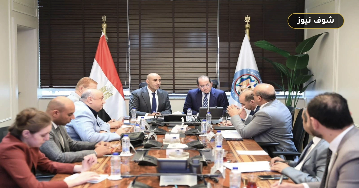 زيادة حافز التدريس للمعلمين إلى 2100 جنيه وبحث رفع المرتبات العام الدراسي المقبل 5 زيادة حافز التدريس للمعلمين إلى 2100 جنيه وبحث رفع المرتبات العام الدراسي المقبل